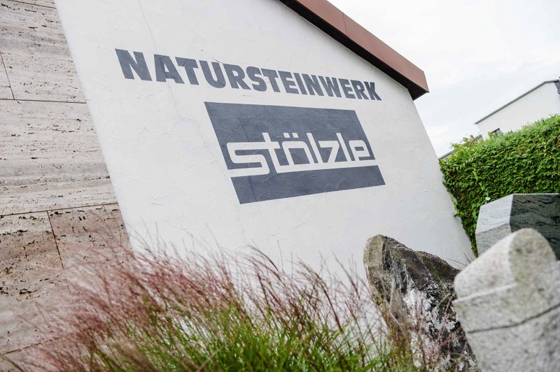 Nehmen Sie hier Kontakt auf zum Natursteinwerk Stölzle in Altenstadt/Iller, den Profis für Marmor und Granit. Handwerkstradition seit über 110 Jahren. 